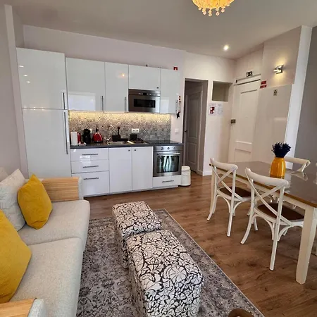 Apartment Charming Historic Bairro Alto *